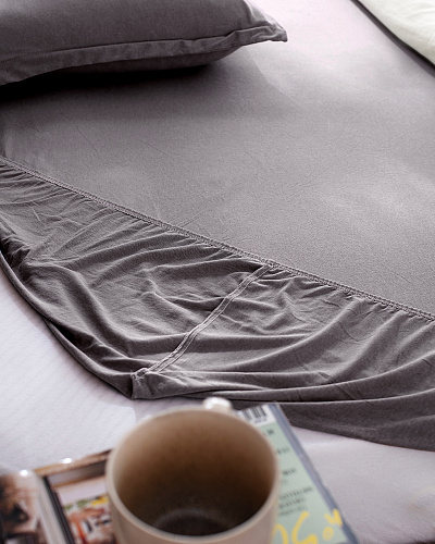 Комплект постельного белья двуспальный Bobigny с одеялом-покрывалом 160x200 см