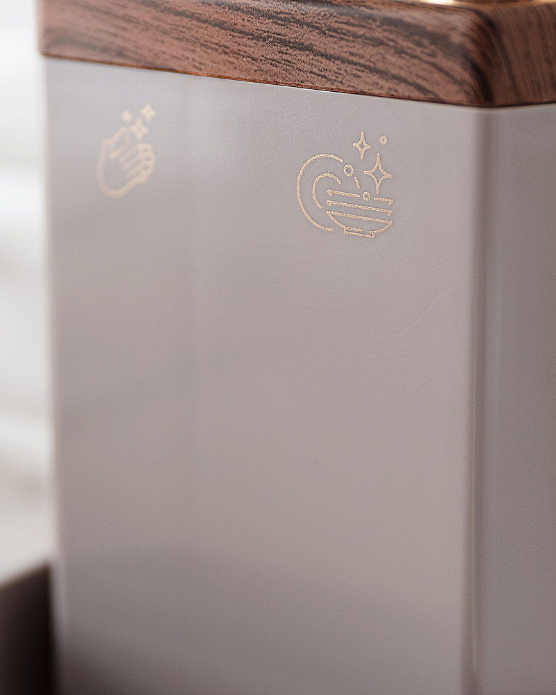 Диспенсер - пластиковый дозатор для жидкого мыла Benameur - бежевый