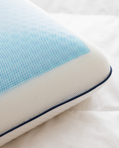 Подушка Fuchsia Visco гипоаллергенная с охлаждающим гелем 60x40 см, - вискоэластик