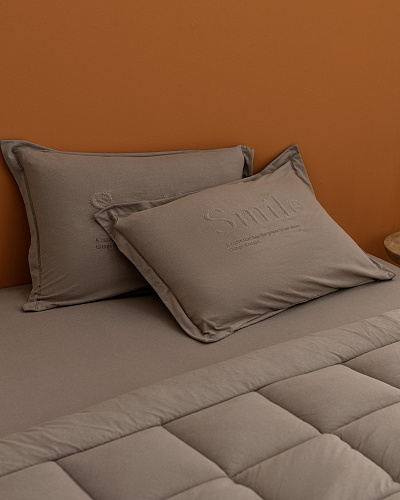 Комплект постельного белья двуспальный Bobigny с одеялом-покрывалом 160x200 см