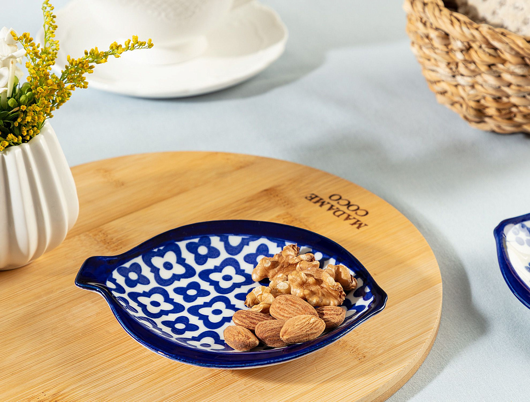 Мини-тарелка фарфоровая Reve Tuyau 10x8,5x1,5 см - синяя