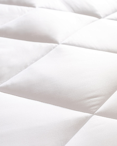 Одеяло Leonce стеганое 155x215 см