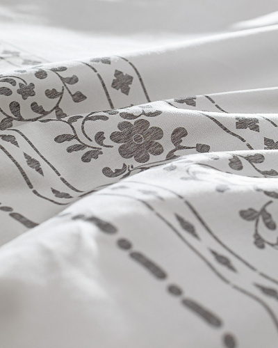 Комплект постельного белья семейный Arber с 2 пододеяльниками 240x260 см, хлопок