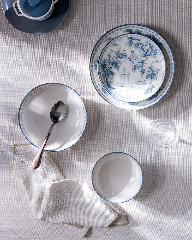 Обеденный сервиз Nova из 24 шт., 15-25 см. - белый / синий