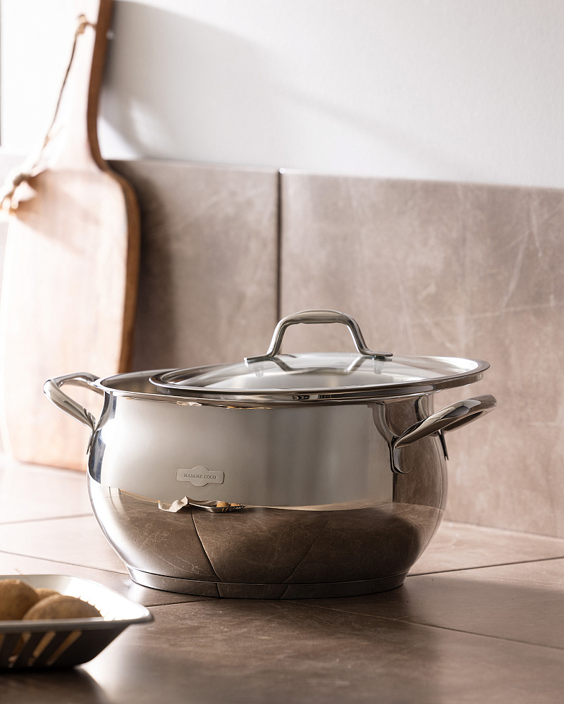 Кастрюля Vera с крышкой 26 см, нержавеющая сталь