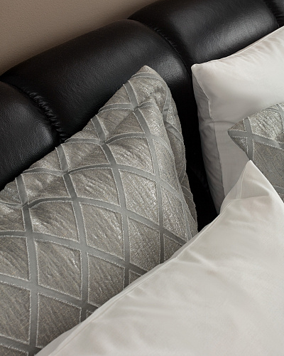 Подарочный комплект постельного белья двуспальный Mougins с покрывалом и одеялом 240x260 см