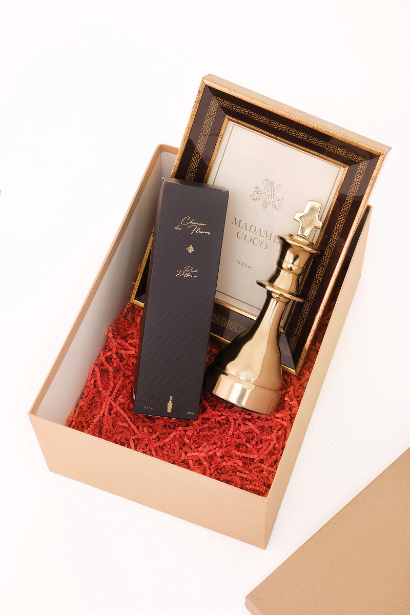 Подарочный набор_1 (статуэтка, фоторамка, диффузор)