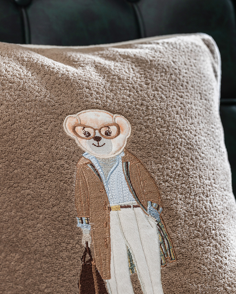 Декоративная наволочка Melay 43x43 см. - коричневая