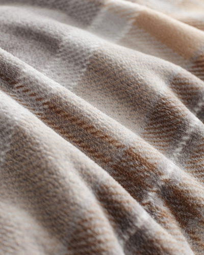 Плед Tignes Welsoft с принтом 200x220 см. - серое / бежевое
