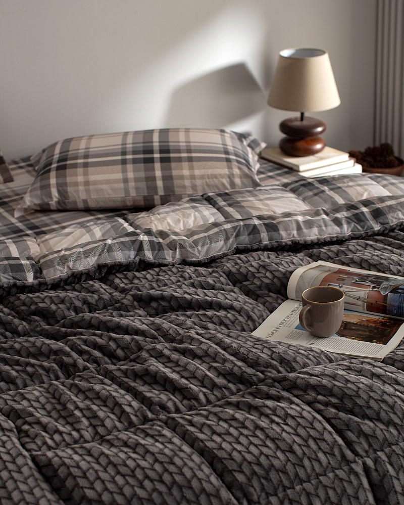 Комплект постельного белья полутораспальный Bobigny c одеялом-покрывалом 160x200 см