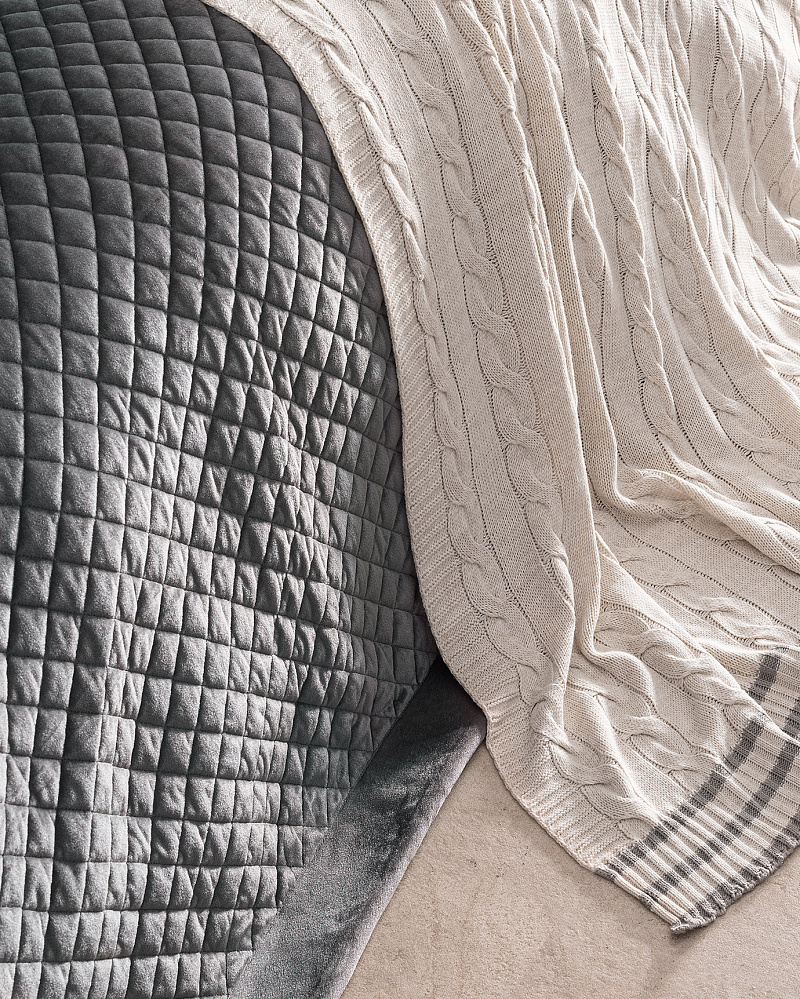 Подарочный комплект постельного белья двуспальный двуспальный Belfort Royal с покрывалом, 3 подушками и с одеялом 260x280 см