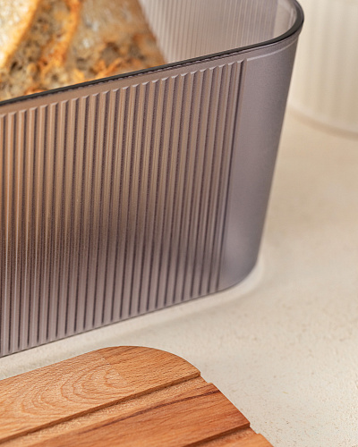 Хлебница с деревянной крышкой Eolya, 21.5x36.6x15.2 см - серая