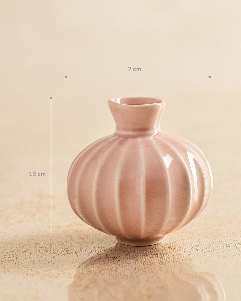 Ваза фарфоровая Ingrid 7x7x13см - пудровая