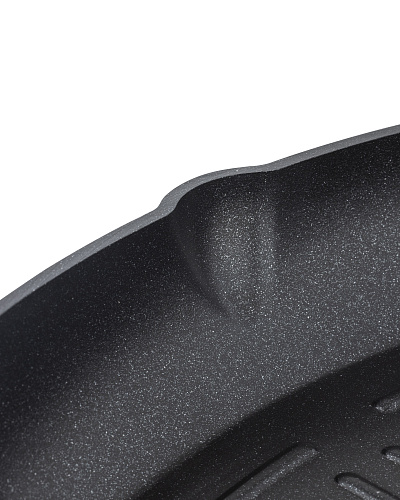 Профессиональная сковорода-гриль Titanium Professional 3,5 л. - черная