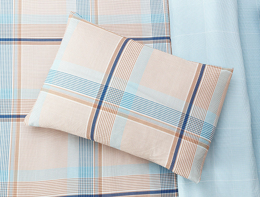 Комплект постельного белья двуспальный Chaney с пододеяльником и 2 наволочками 200x220 см