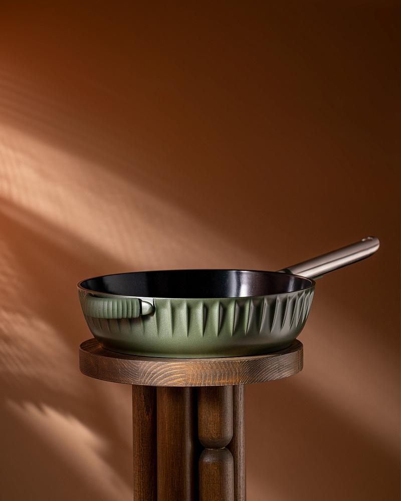 Сковорода Freya с крышкой 28x7 см, - алюминий