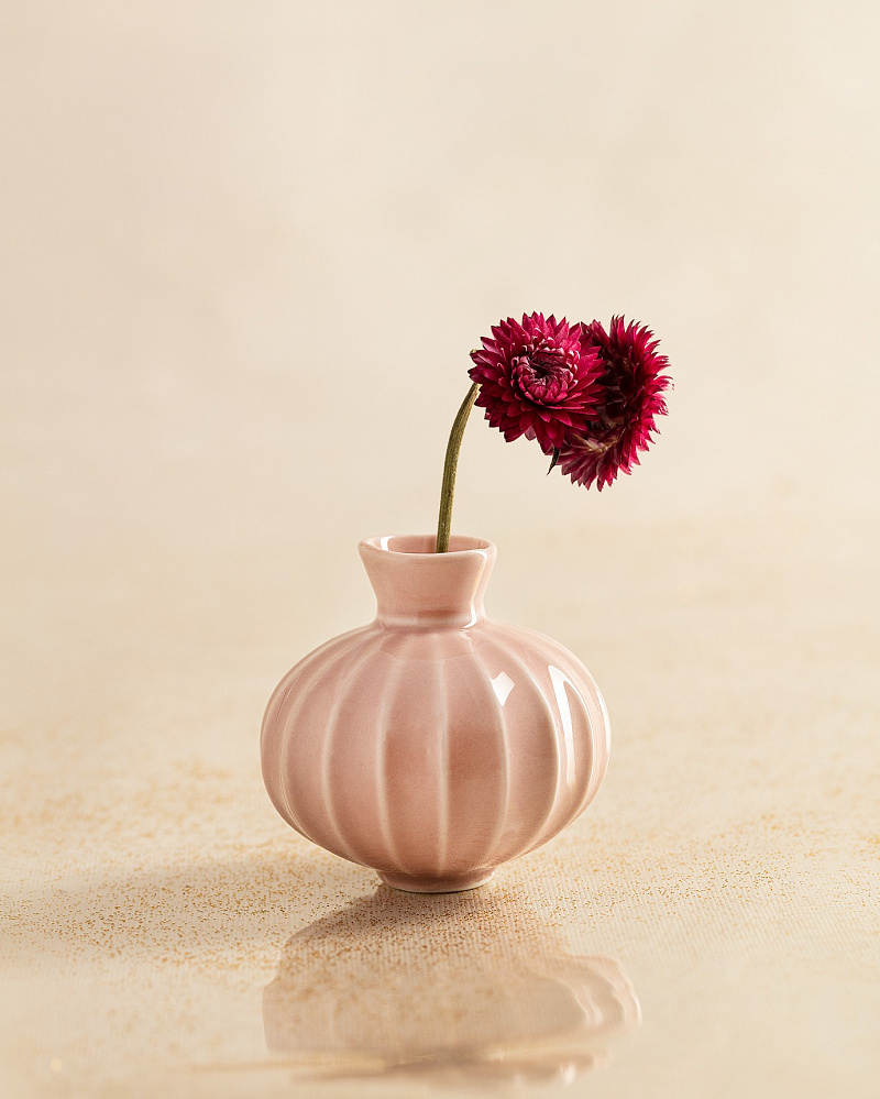 Ваза фарфоровая Ingrid 7x7x13см - пудровая