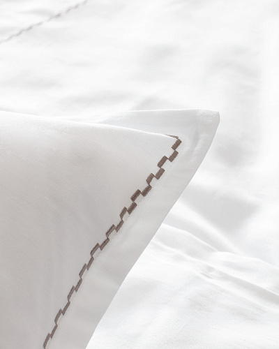 Комплект постельного белья двуспальный Laila с покрывалом 240x260 см, хлопок