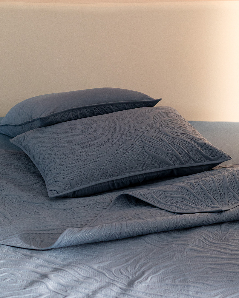 Комплект покрывало + 2 наволочки Cher 250x260 см. - синий