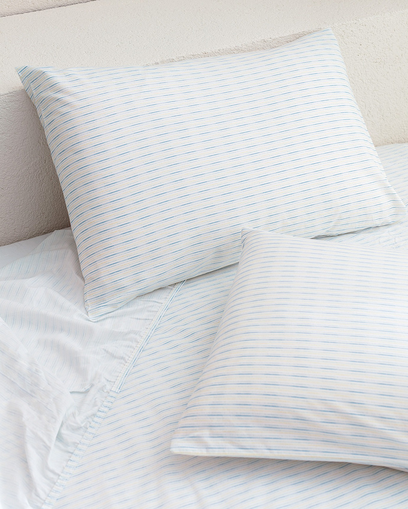 Комплект постельного белья двуспальный Carlo с простыней и 2 наволочками 160x200 см, хлопок