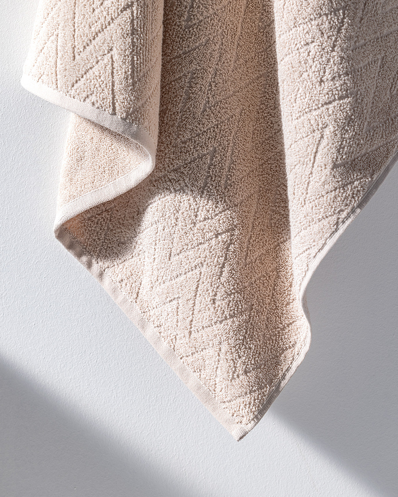 Банное полотенце Colette 70x140 см. - бежевое