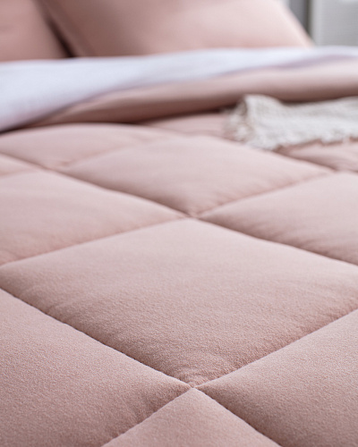 Комплект постельного белья двуспальный Bobigny с одеялом-покрывалом 160x200 см