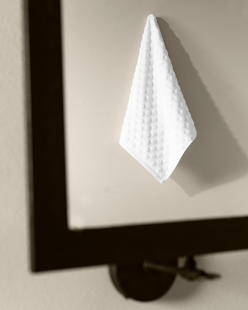 Полотенце для лица Polka Dot 50x76 см. - белое