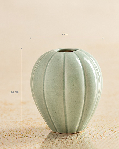 Ваза фарфоровая Dory 7x7x13cm - зеленая