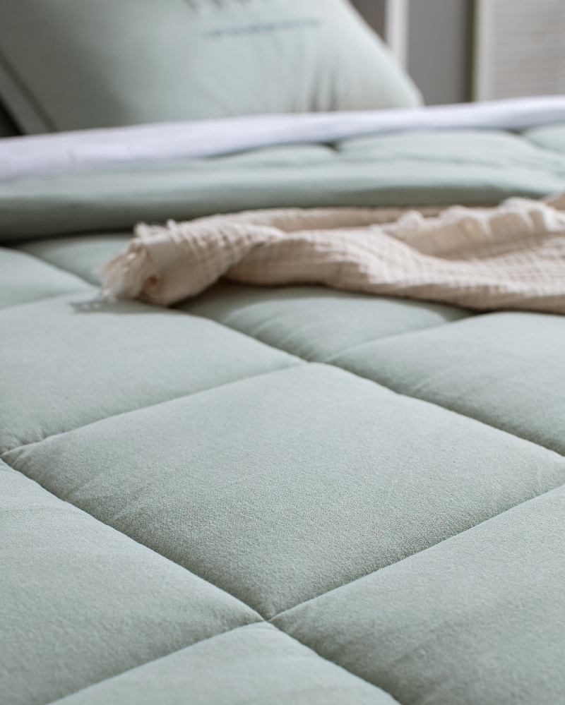 Комплект постельного белья двуспальный Bobigny с одеялом 160x200+37 см