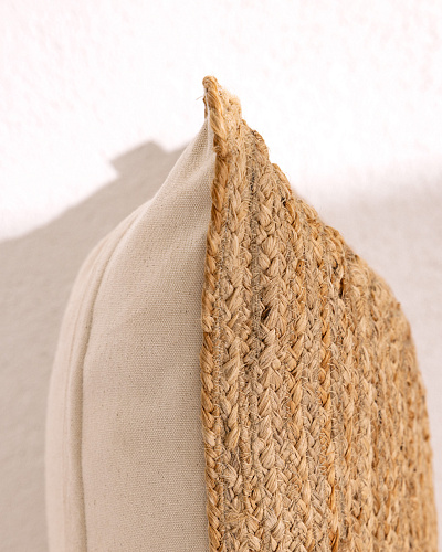 Декоративная наволочка Orsay 50x50 см. - бежевая