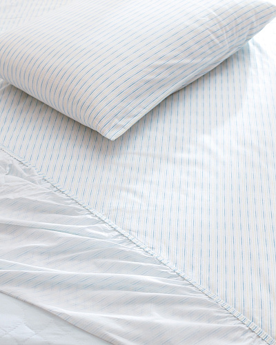 Комплект постельного белья двуспальный Carlo с простыней и 2 наволочками 160x200 см, хлопок