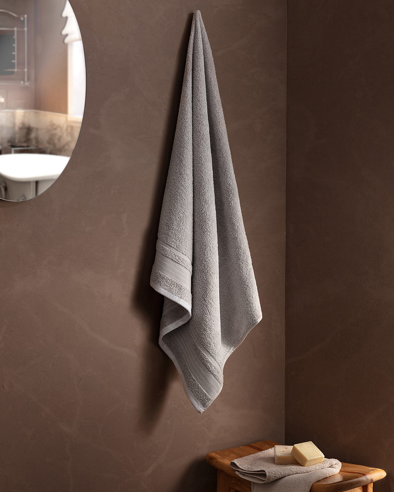 Банное полотенце Mere 70х140см -серое