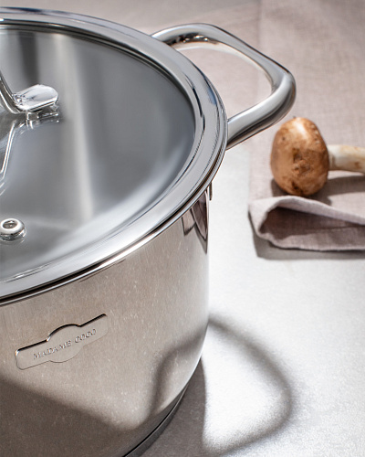 Кастрюля с крышкой Nova 4,2 л. - серебристая