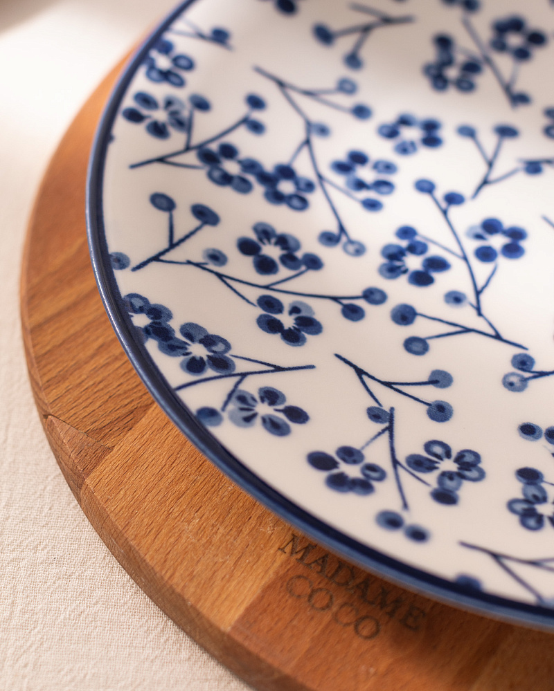 Сервировочная тарелка Rêve Bleu Ange 25 см. - белая / синяя