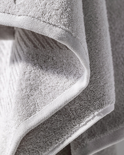 Банное полотенце Sabine 70x140 см. - светло-серое