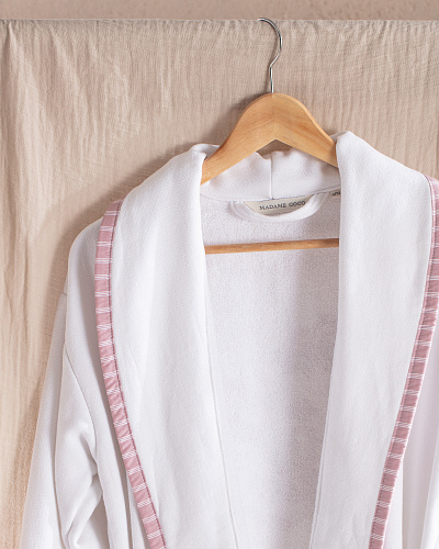 Женский халат Dahlia L-XL р. - белый / лиловый