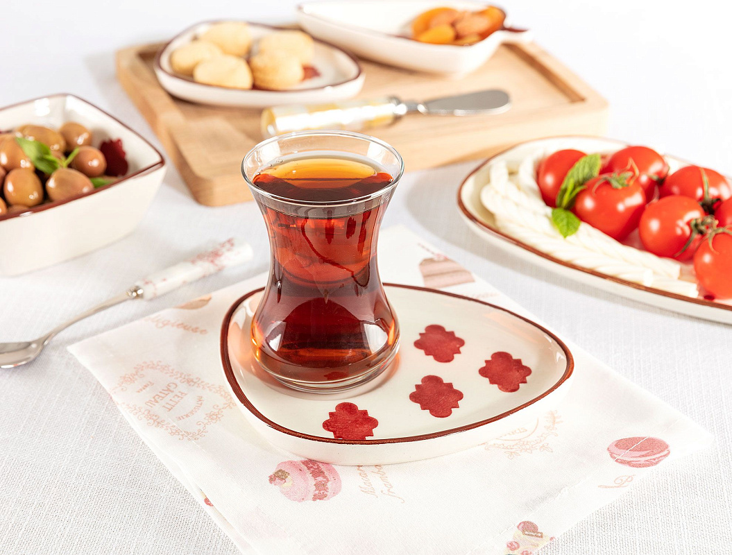 Блюдо керамическое Vie Rouge Oiseau 15 см - белое / красное