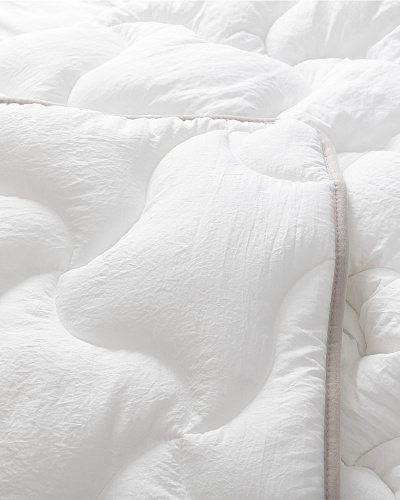 Одеяло Odette стеганое 195x215 см