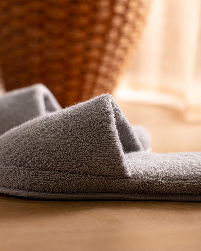Махровые тапочки Coralie - серые