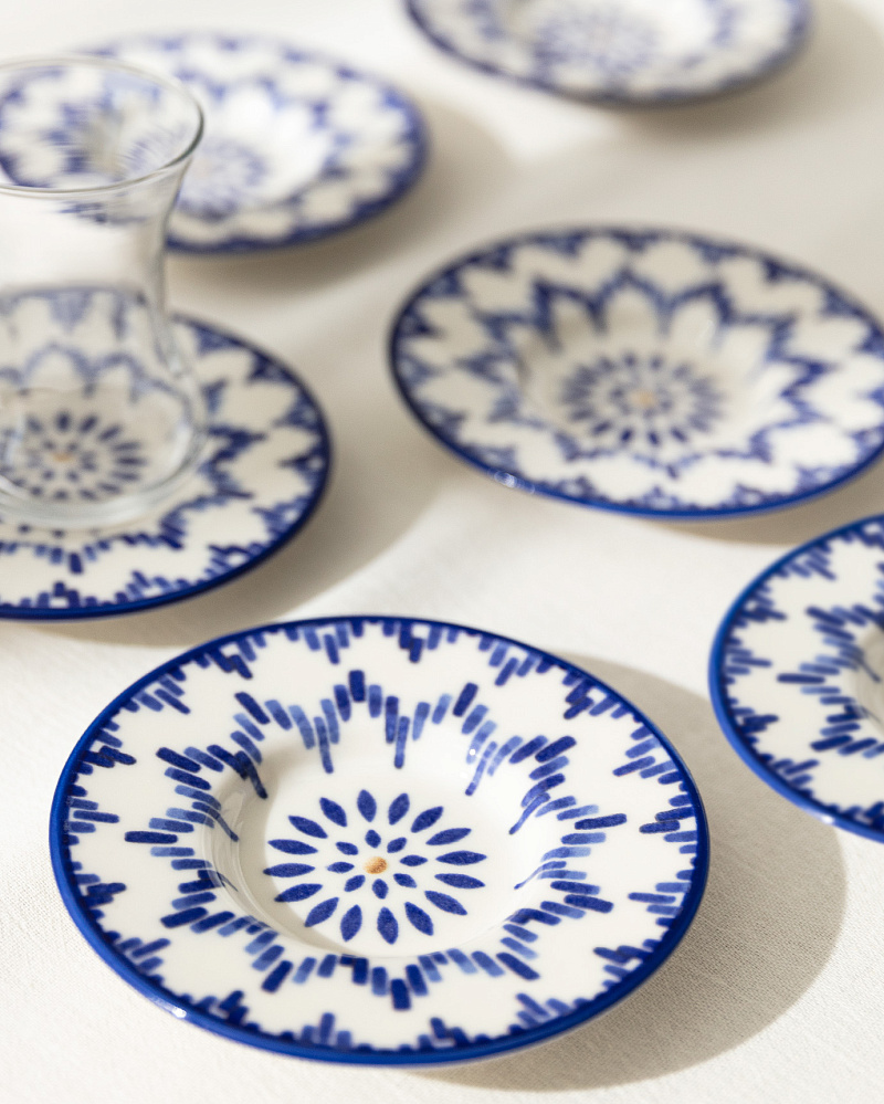 Набор фарфоровых чайных блюдец Luxe Mixte из 6 шт., 13x13 см - синий