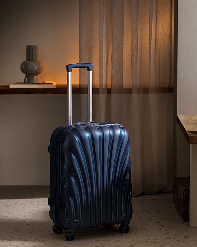 Чемодан Huitre размера М. - темно-синий