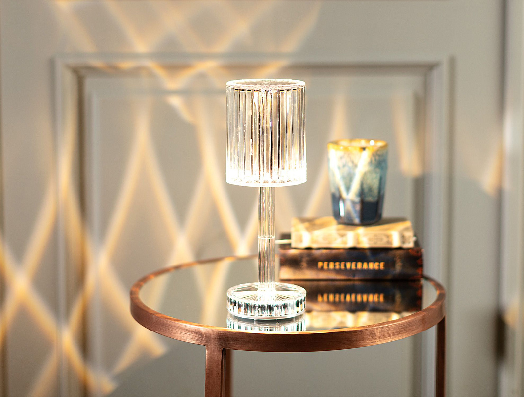 Светильник Josselin сенсорный - прозрачный. Размер:12*12*30см.