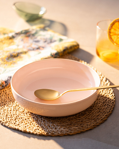 Глубокая тарелка Grasse 20 см. - розовая