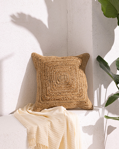 Декоративная наволочка Orsay 50x50 см. - бежевая