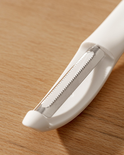 Овощечистка Cardia 17,3x2x1,7 см. - экрю