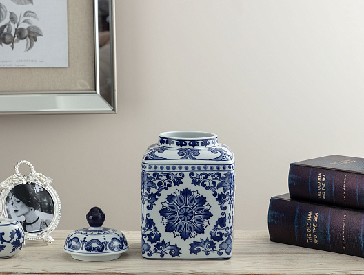 Ваза с крышкой Nanterre 15x15x25 см.