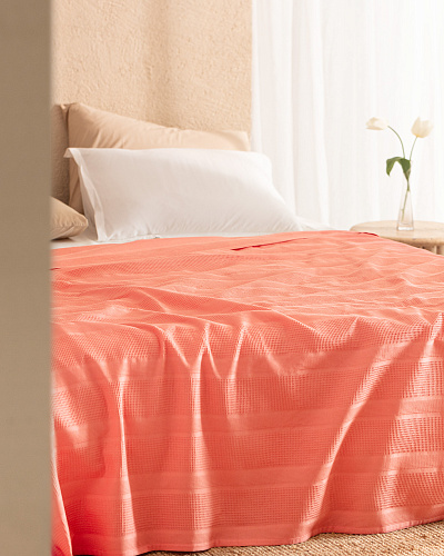 Покрывало односпальное 150x220 см. - персиковое