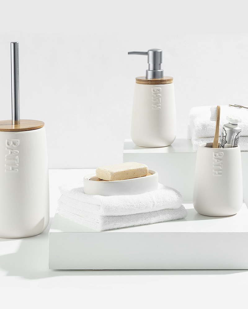 Набор для ванной комнаты Cera из 4 шт. - белый