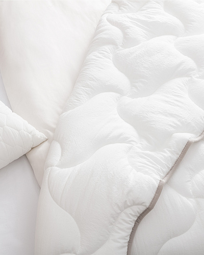 Одеяло Odette стеганое 195x215 см