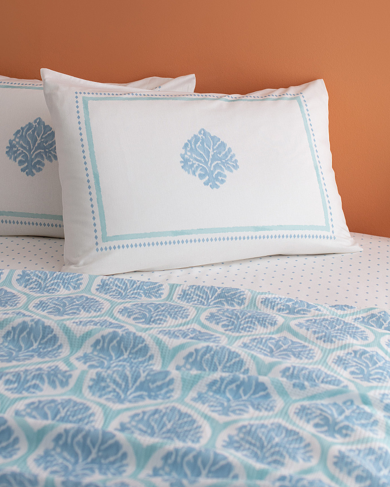 Комплект постельного белья двуспальный Leal с покрывалом 240x260 см - хлопок